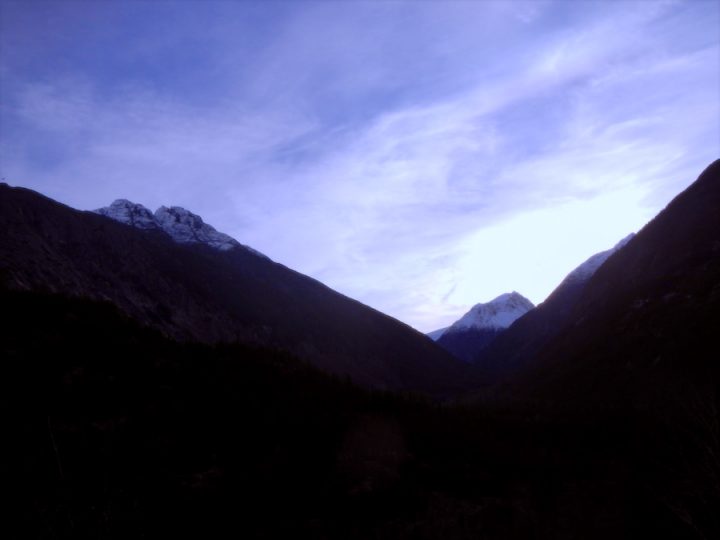 "White Pass". Klondike Gold Rush NHP. View from Klondike Highway, Alaska. Credit: Klondike Gold Rush National Historical Park, Park Cultural Landscapes Program, October 2015, public domain.